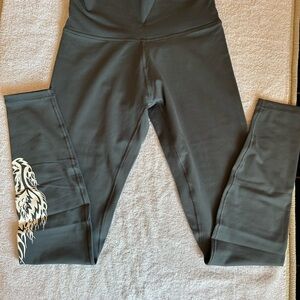 Darc Sport Gray Leggings with White Graphic